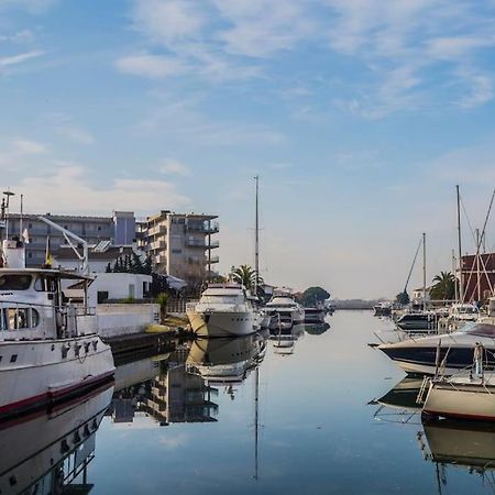 Piso De 2 Habitaciones, 3 Piscinas Y Cerca Del Mar Росас Экстерьер фото